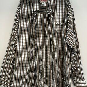 Wrangler Men's Casual button down shirt White, black, olive, red Checkered XL